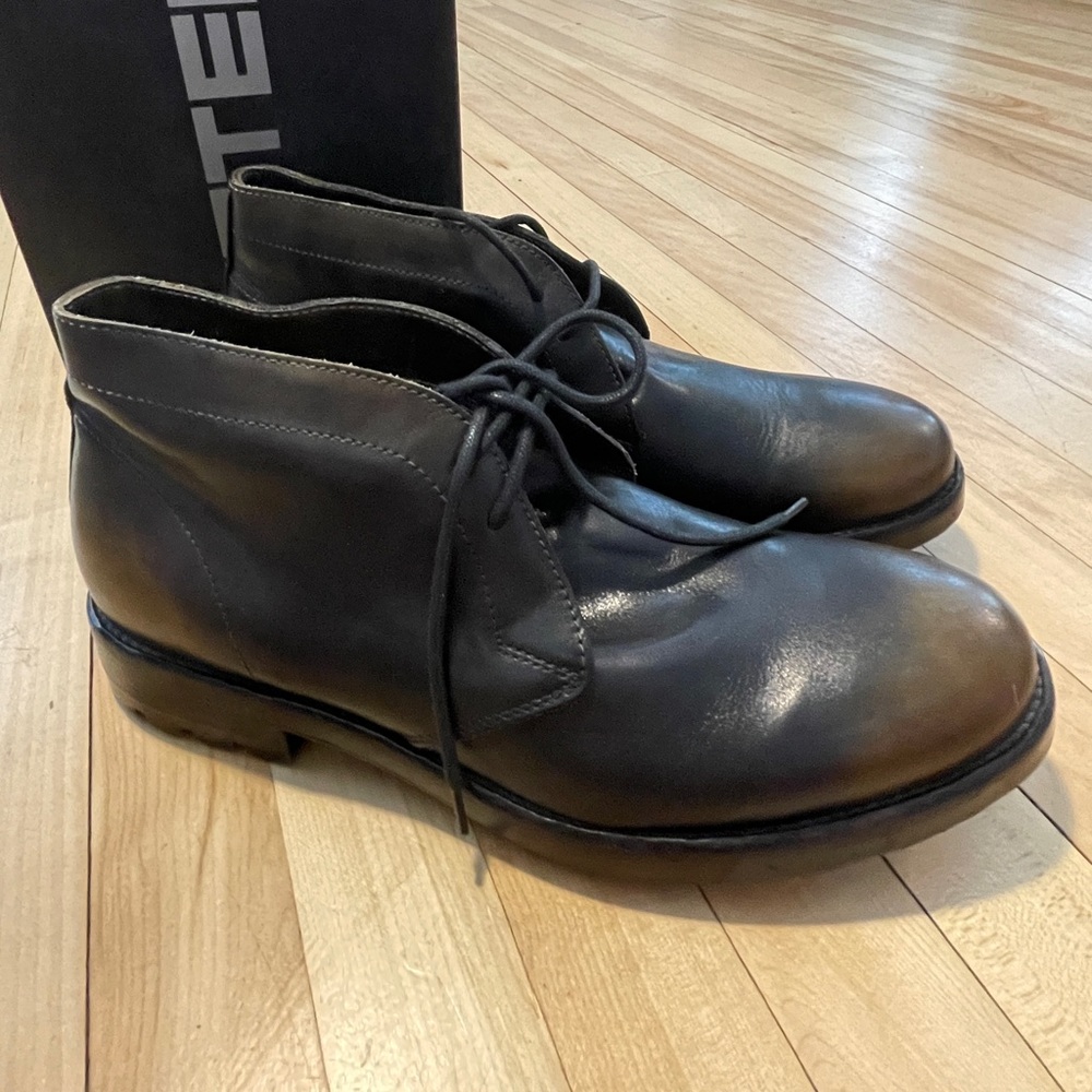 NWB Intensi Leather Ombre Men’s Chukka Boots - Sz 42